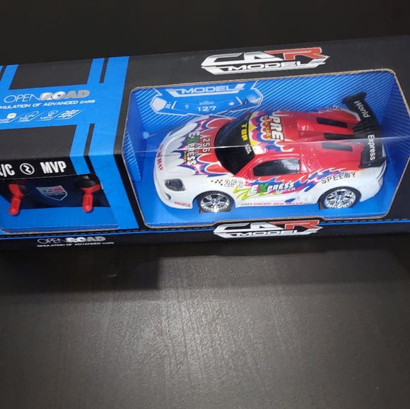 Racing remote control car - Picture 3 of 4